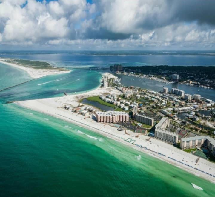 Hello Sunshine Steps To The Beach Destin Exterior photo